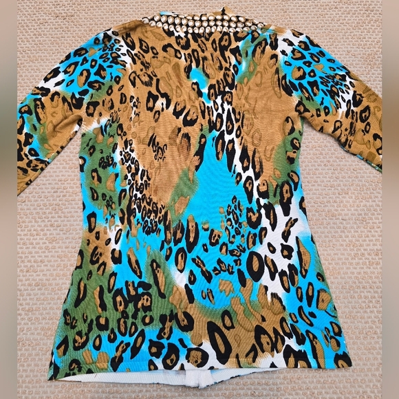 Kaily K Blouse animal print blouse size medium 3/4 sleeve - Picture 9 of 10